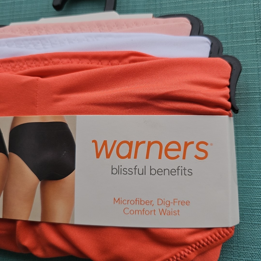 Warner’s Womens Blissful Benefits Microfiber Hipster Panties 3-Pack Size 9 XXL