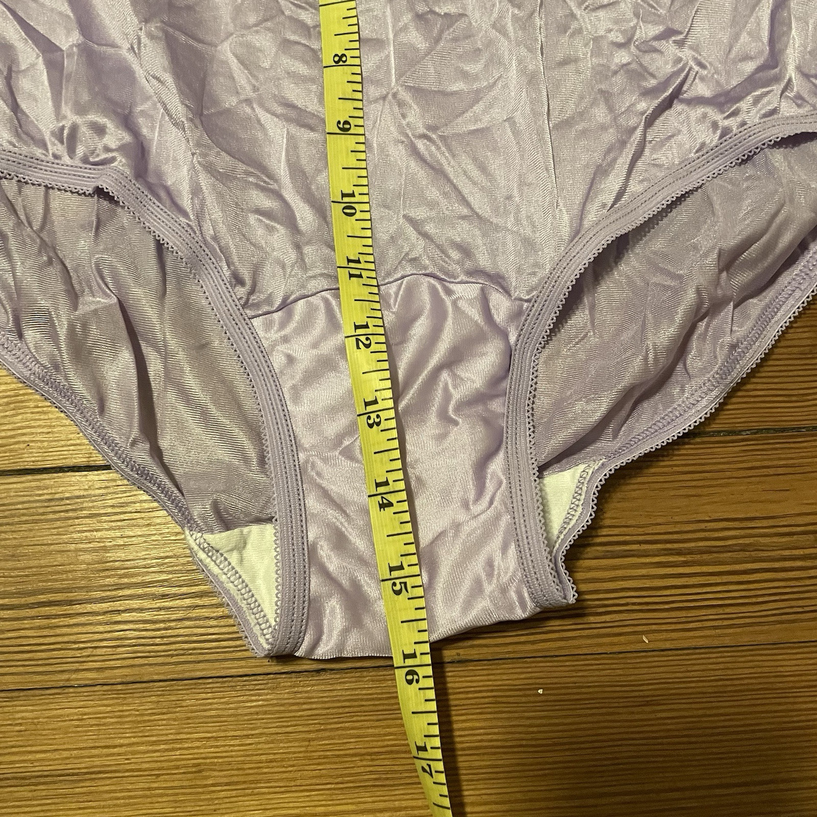 Vanity Fair Perfectly Yours Ravissant Brief Style 15612 Sz 9 2XL Lavender NWT