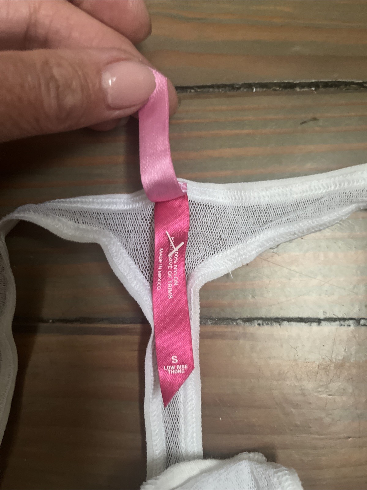 VNTGvictoria secret Pink Collection White Shear Thong Size Small NEW