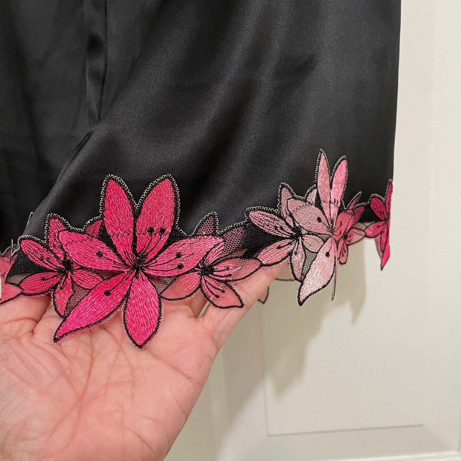 Victoria’s Secret Ziggy Glam Floral Embroidery Cami Slip Skirt Set NWOT Size S