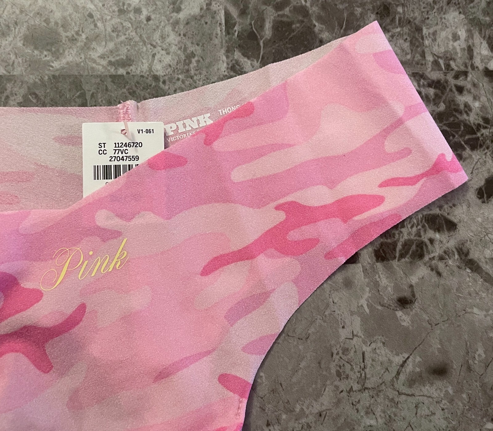 NWT VICTORIA’S SECRET PINK CAMOUFLAGE CAMO RAW EDGE NO SHOW THONG PANTIES