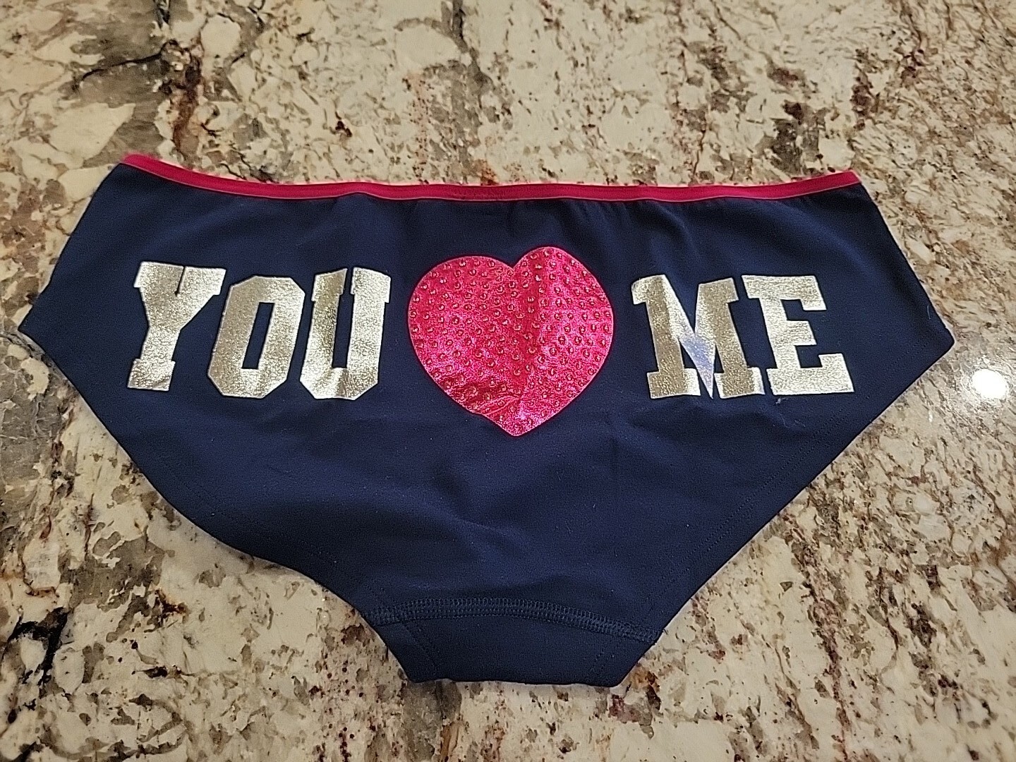 TRUE VINTAGE VICTORIA’S SECRET PINK MED PEACE LOVE HIPSTER PANTIES