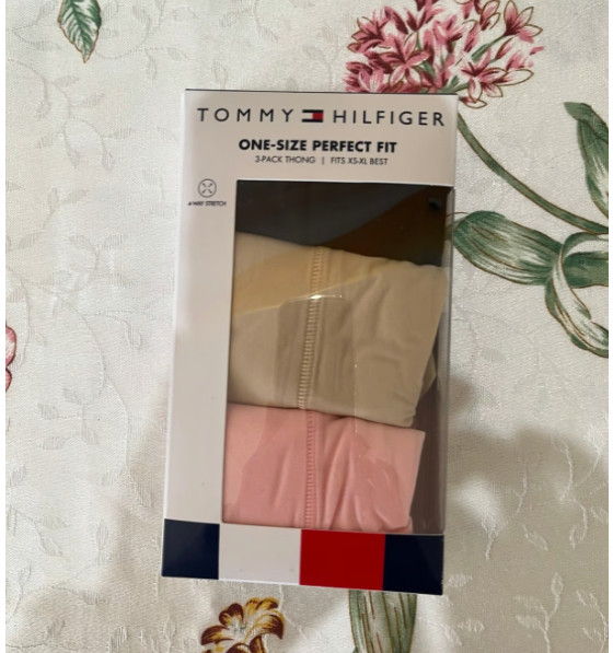 NEW Tommy Hilfiger Womens Perfect Fit Thong 3-Pack Fits XS-XL One Size