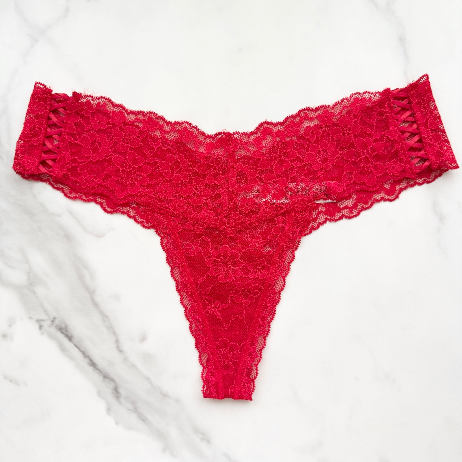 Victoria’s Secret The Lacie Posey Lace Side Lace-Up Thong Panty Lipstick XS/S/M