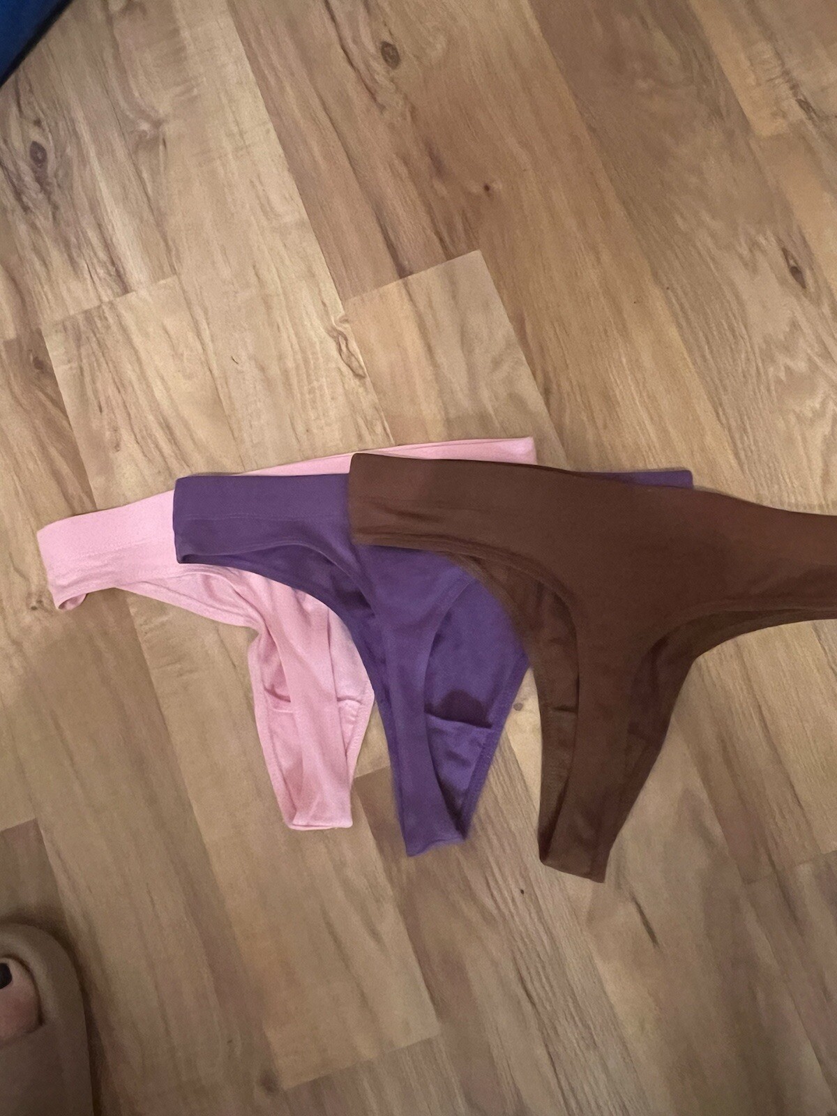NEW Thong Panties Sexy Basics 24/7 Anywear Women’s Medium 3 Pairs Sexy T Back