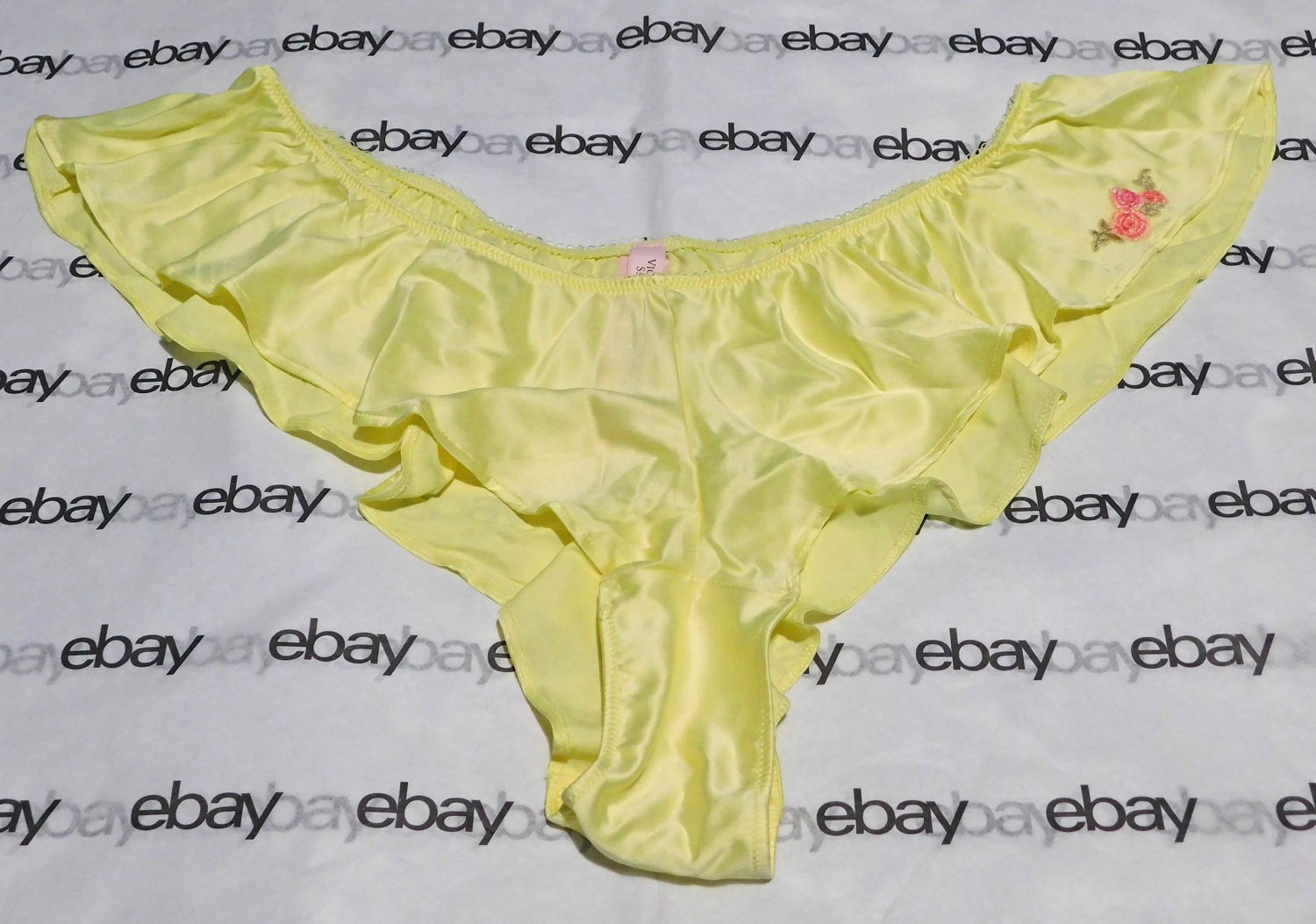 NEW Victoria’s Secret Dream Angels Satin Ruffle Brazilian Panty Large Yellow VS