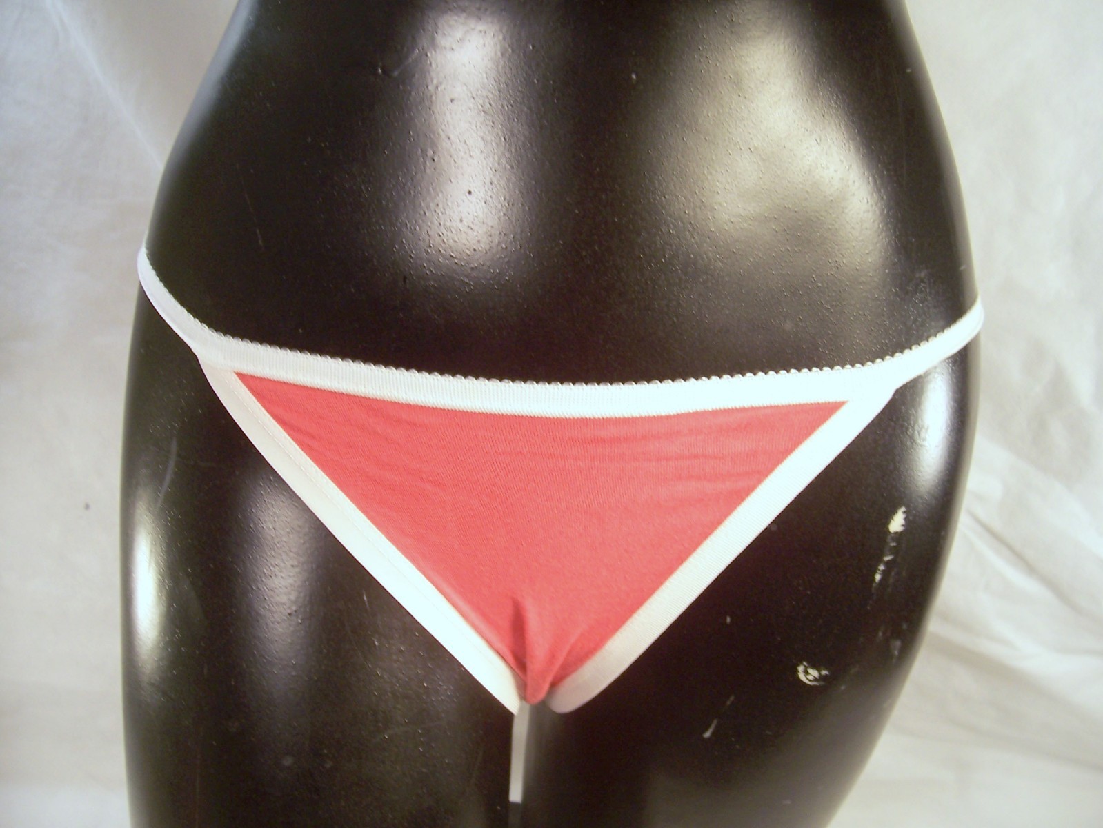 Romantics Pink & White Thongs- S
