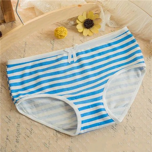 Cotton Mid Rise Panties Women’s Striped Briefs Bow Detail Soft Comfort Fit