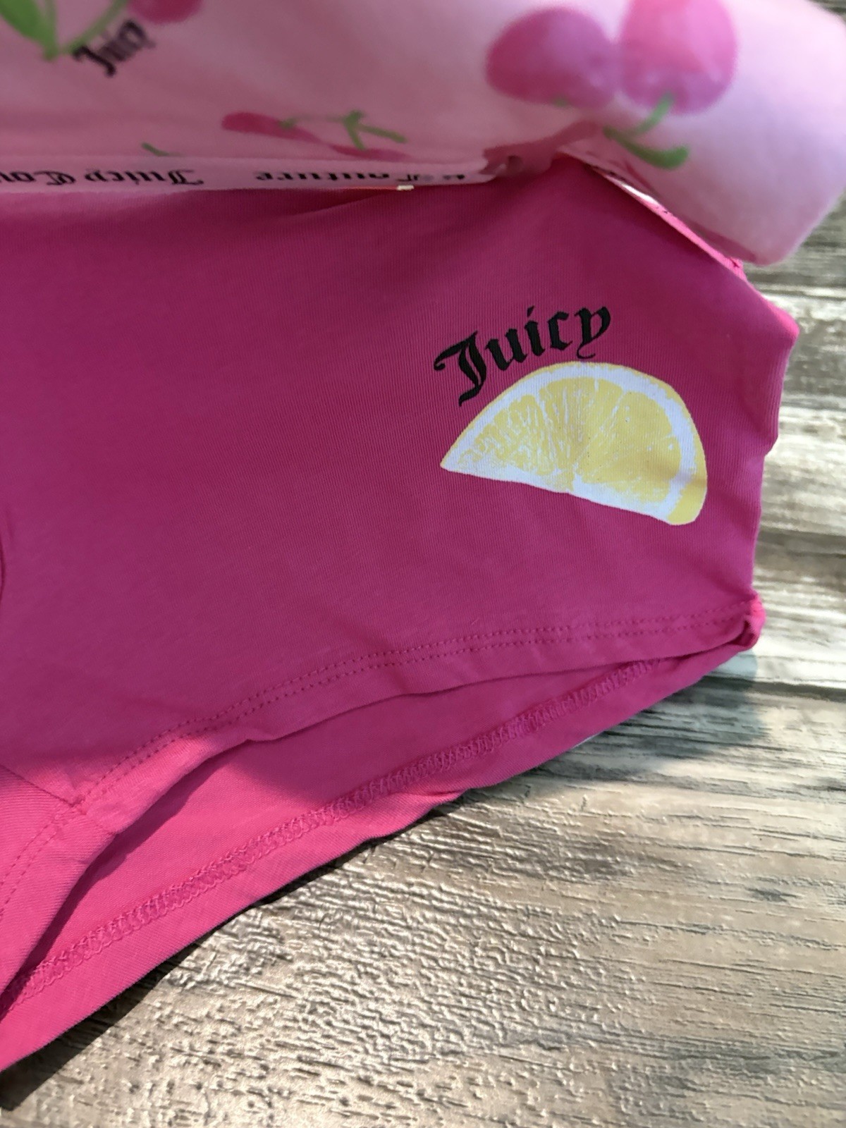 Juicy Couture Boyshort Fruit Print 7 Pack Panties Women’s Size Medium NWT