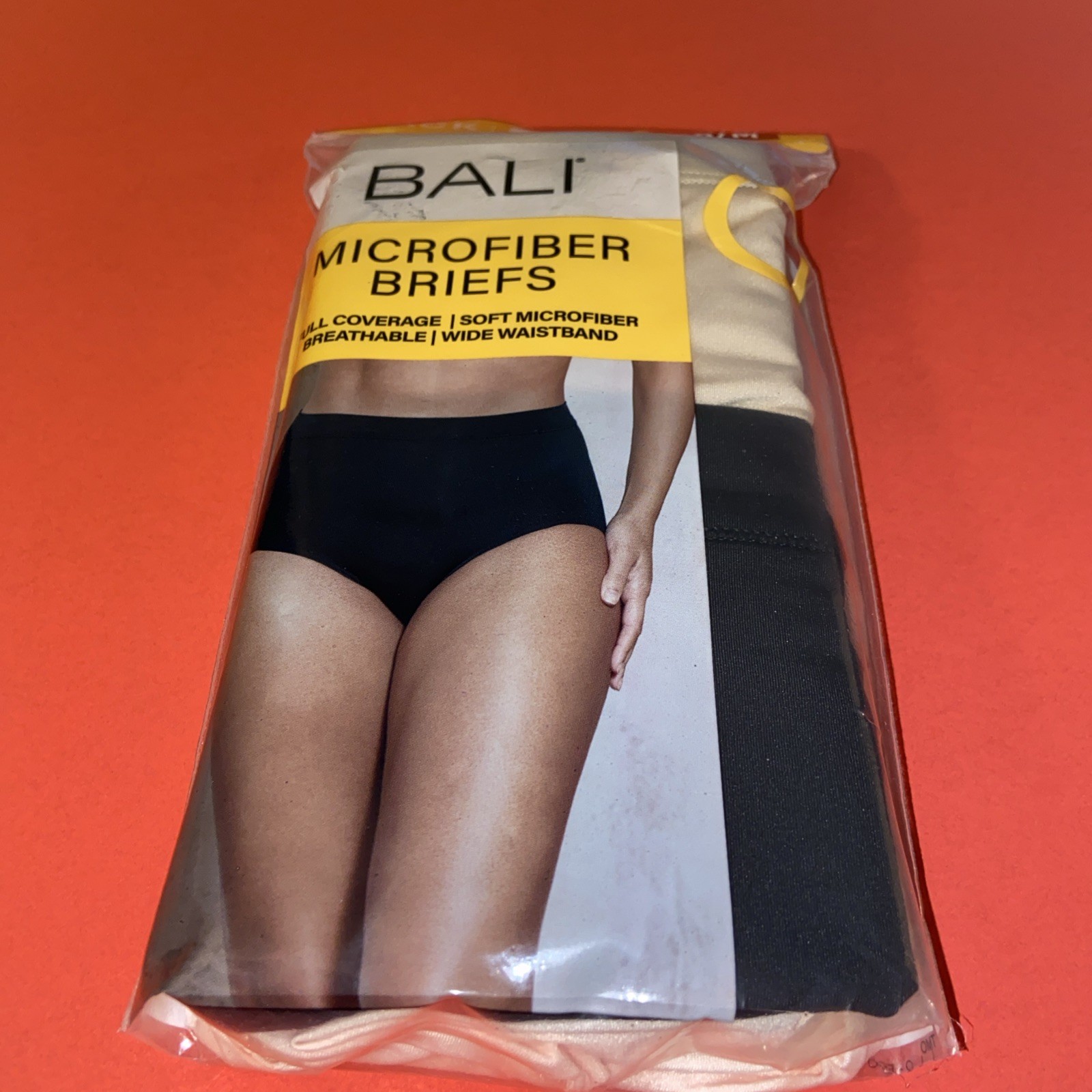 Bali Women’s Medium 4 Pack!!! Microfiber Panty Briefs / Assorted / Size 6 / Med