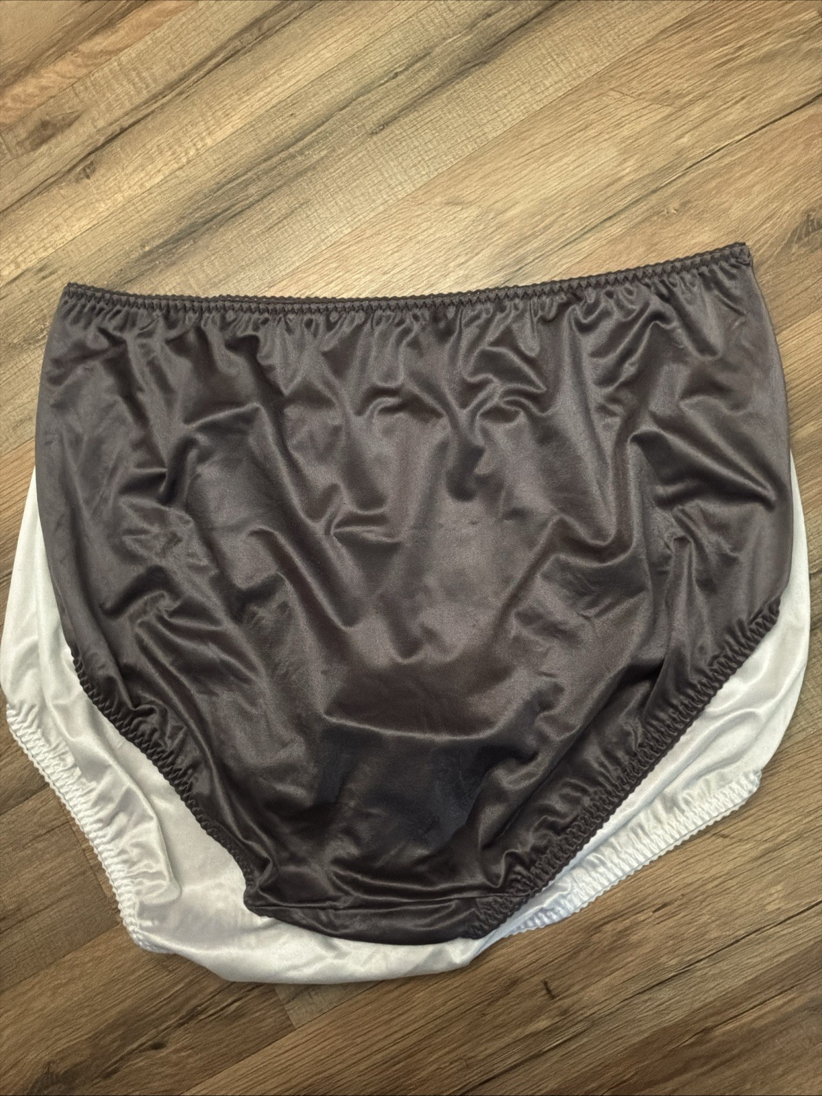 2 PR Vanity Fair Radiant LightControl Dark Gray/Star White 5XL/12 *3440301* NWT