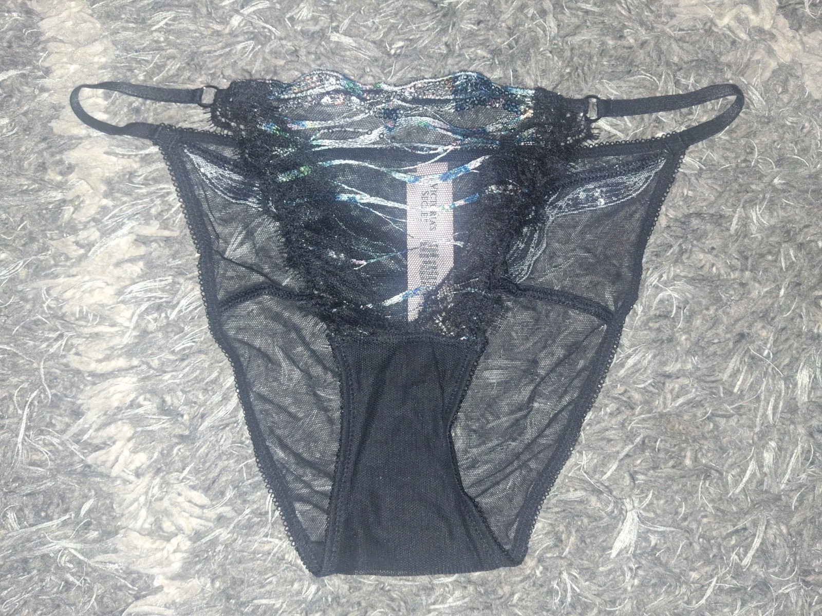VS Floral Embroidered Sequin String Bikini panty new Small