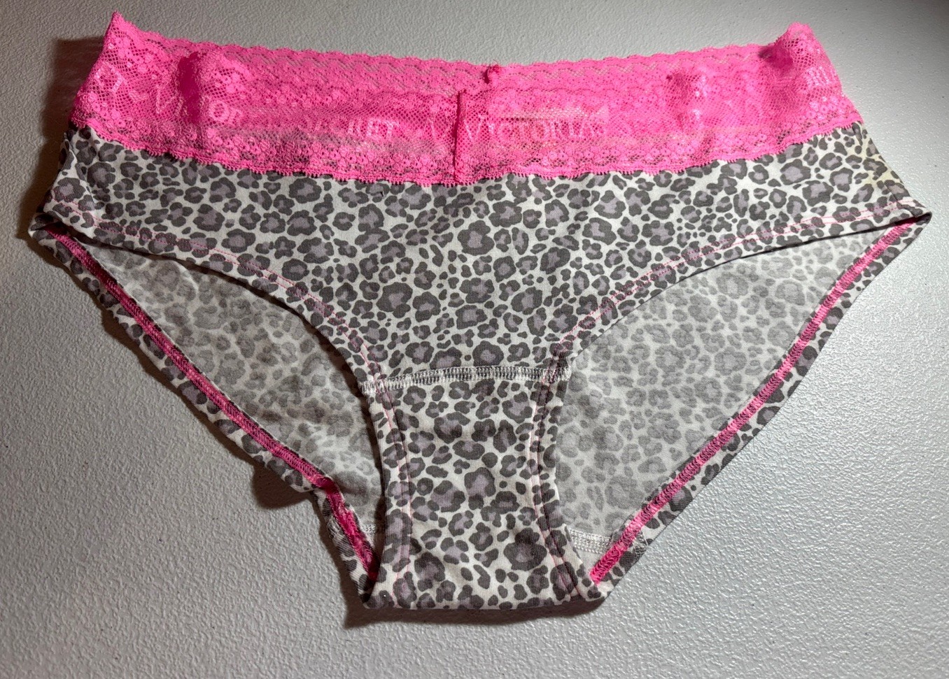 NEW Victoria secret Vintage logo Lace Trim hiphugger cheetah Panty LargeLeopard