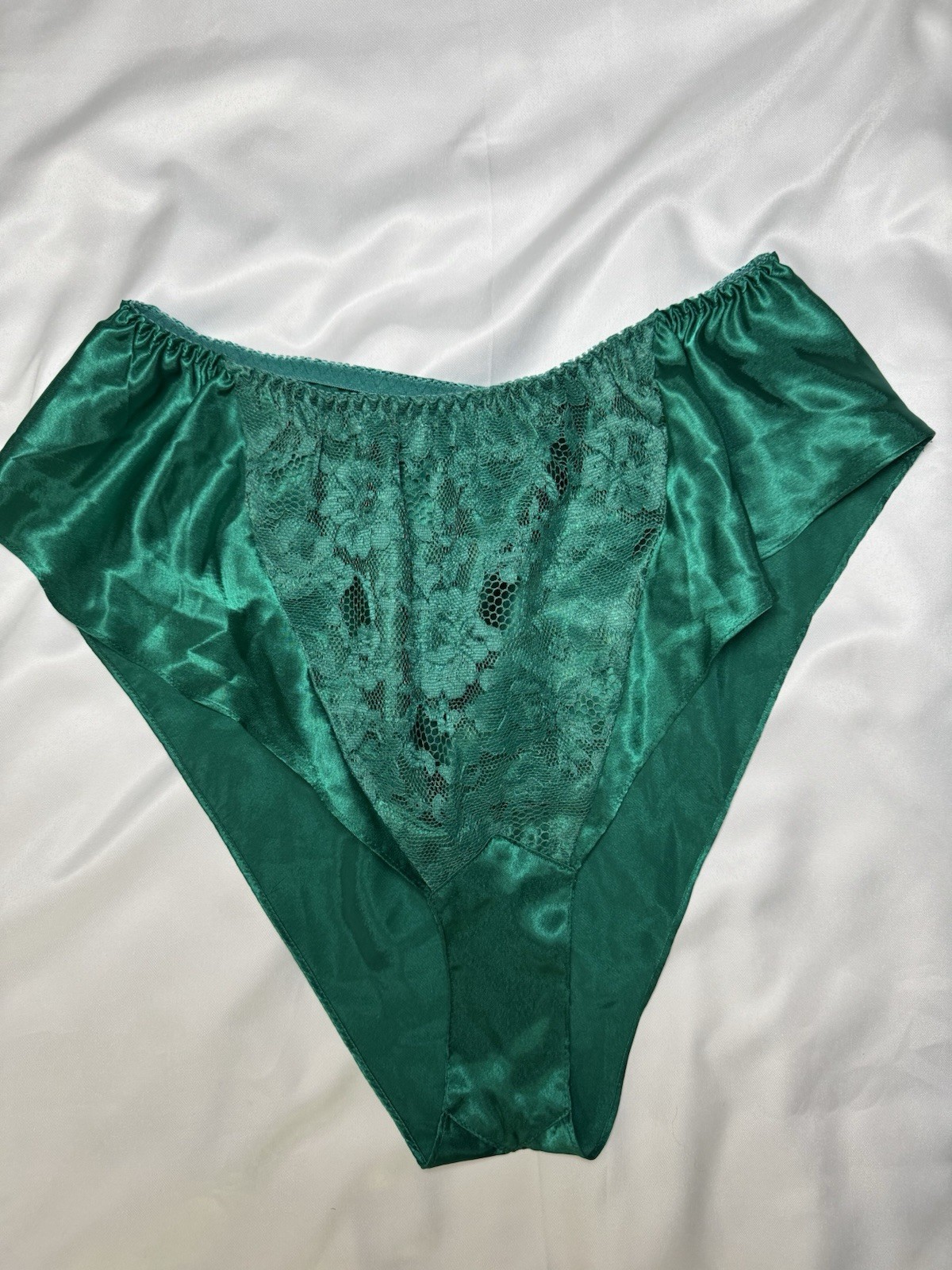 Victoria’s Secret Vintage Gold Label Green Satin Lace High Rise Panties S