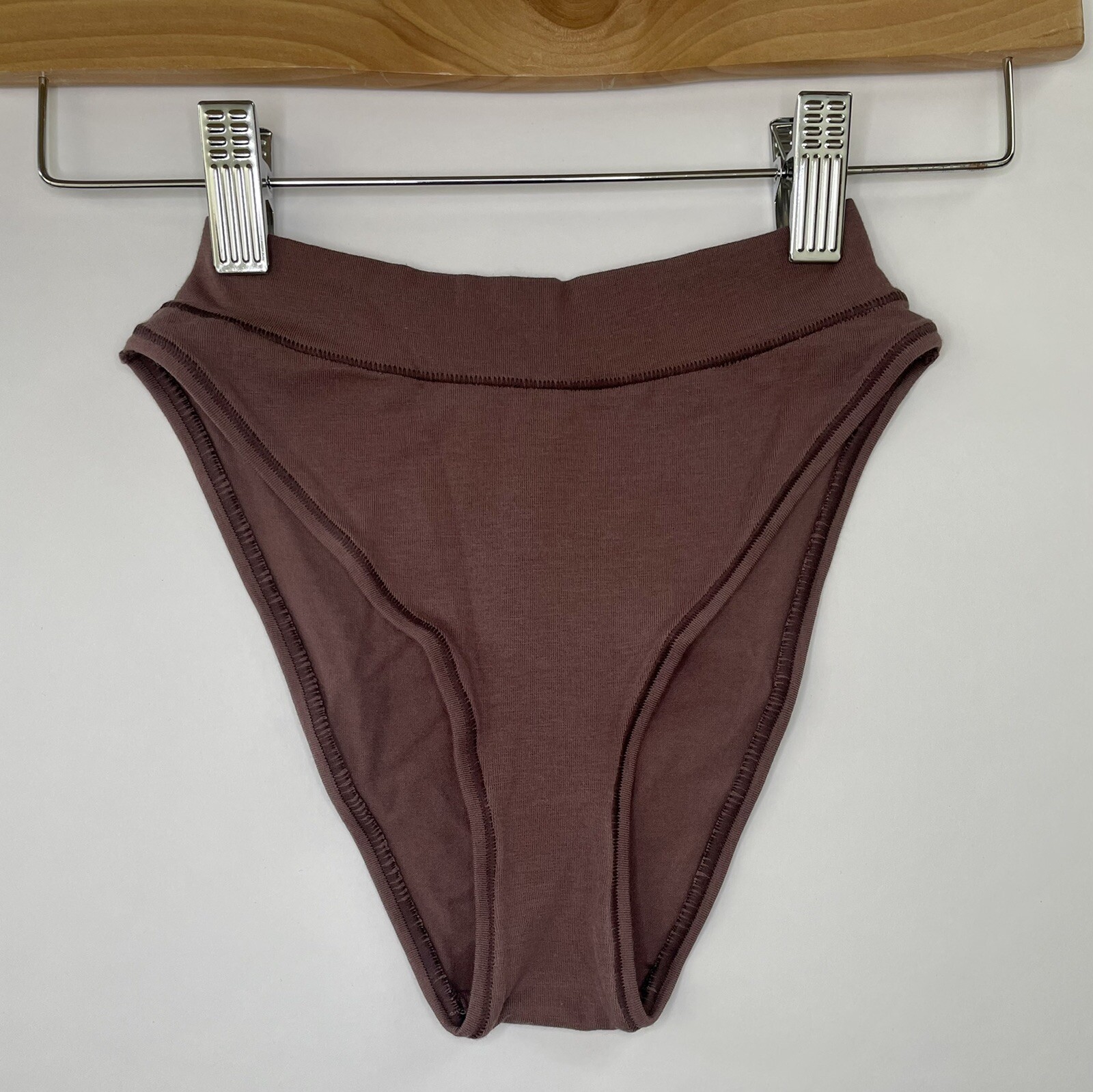 SKIMS Cotton Jersey Cheeky Tanga Color Garnet Size XXS Sold Out NWT