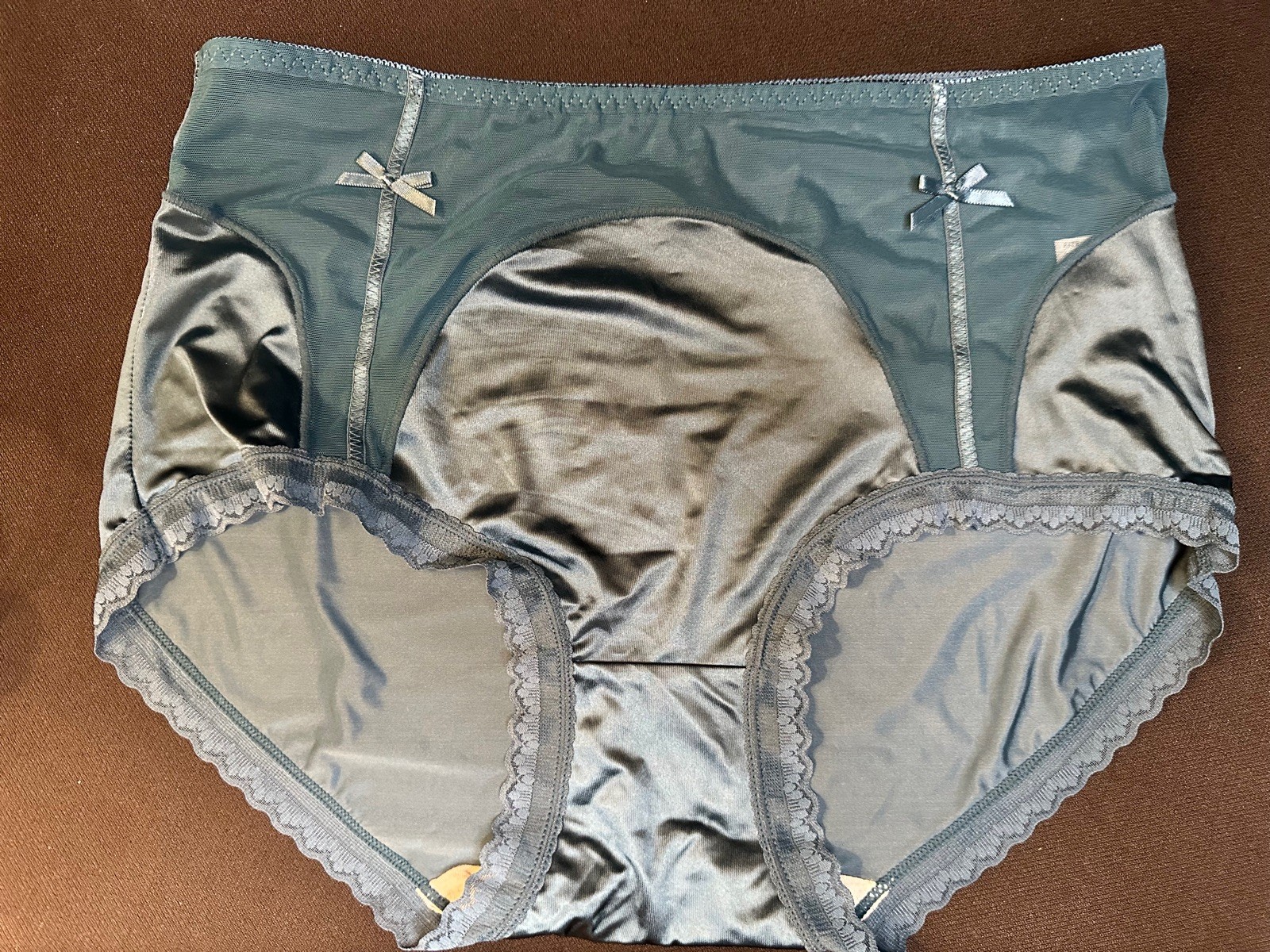 NWOT Dark Blue Satin & Lace Hi-Cut Panty Size XL Lace Silky Soft Covers Well