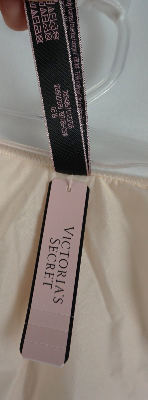 VICTORIA SECRET VERY SEXY SATIN STRAPPY BLING SHINE THONG BEIGE SIZE M