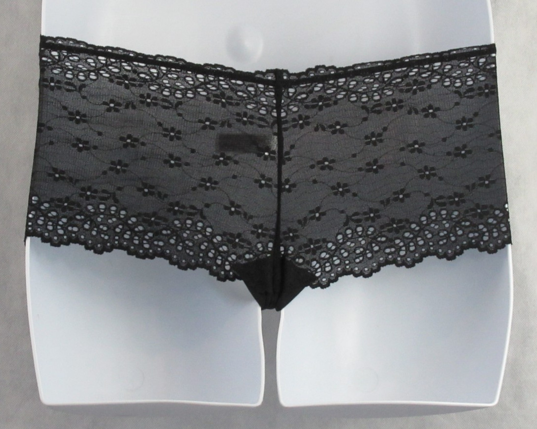 b.tempt’d by Wacoal Women’s Inspired Eyelet Boyshorts Panty, Night Black, S / 5