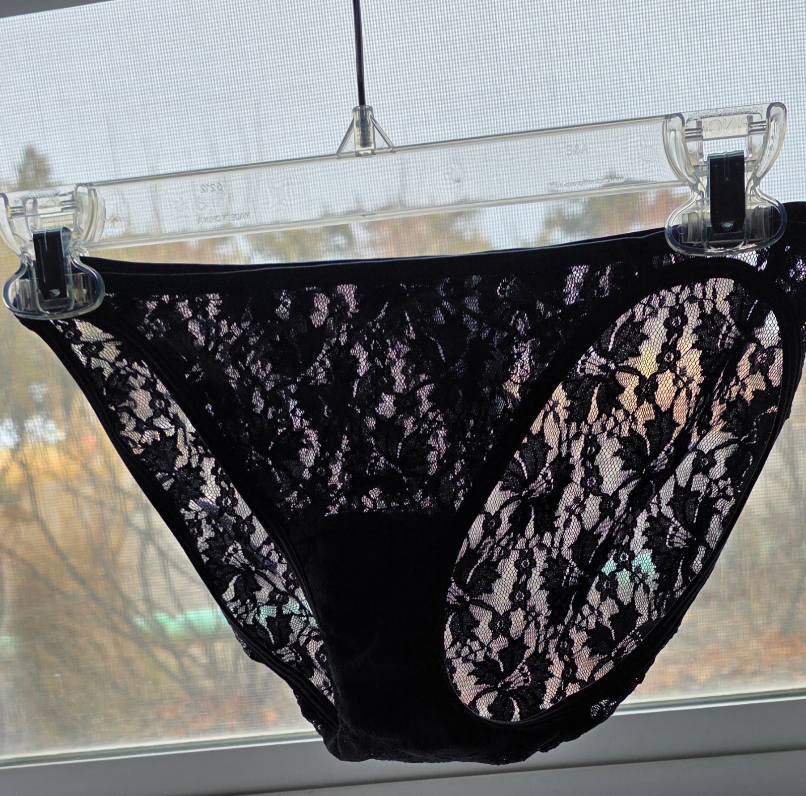 Vanity Fair Illumination Helenca Double String Lace Stretch Panties Size 6 7