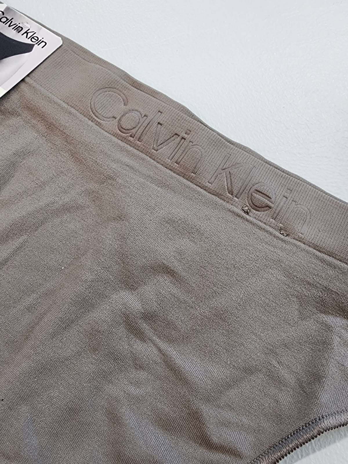 NEW Calvin Klein CK Women’s Bonded Flex Thong Underwear QD3958 033 Size Medium