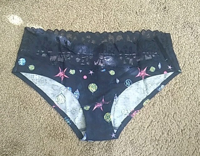 New in Package Victoria’s Secret 💖Hiphugger L Navy Multi Colored Stars Balls