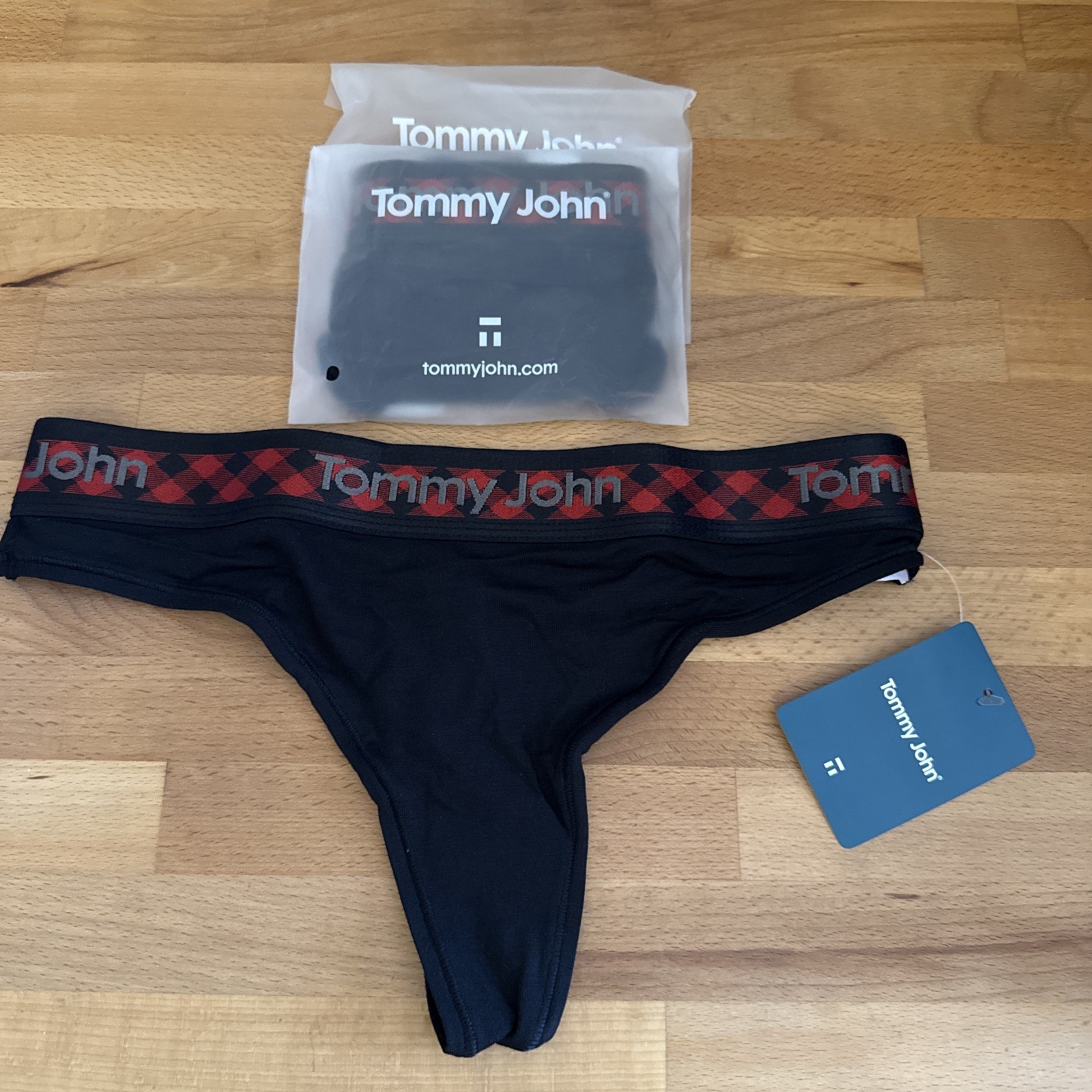 Tommy John Women’s Second Skin Thong Size SMALL- Color Red Buffalo NWT