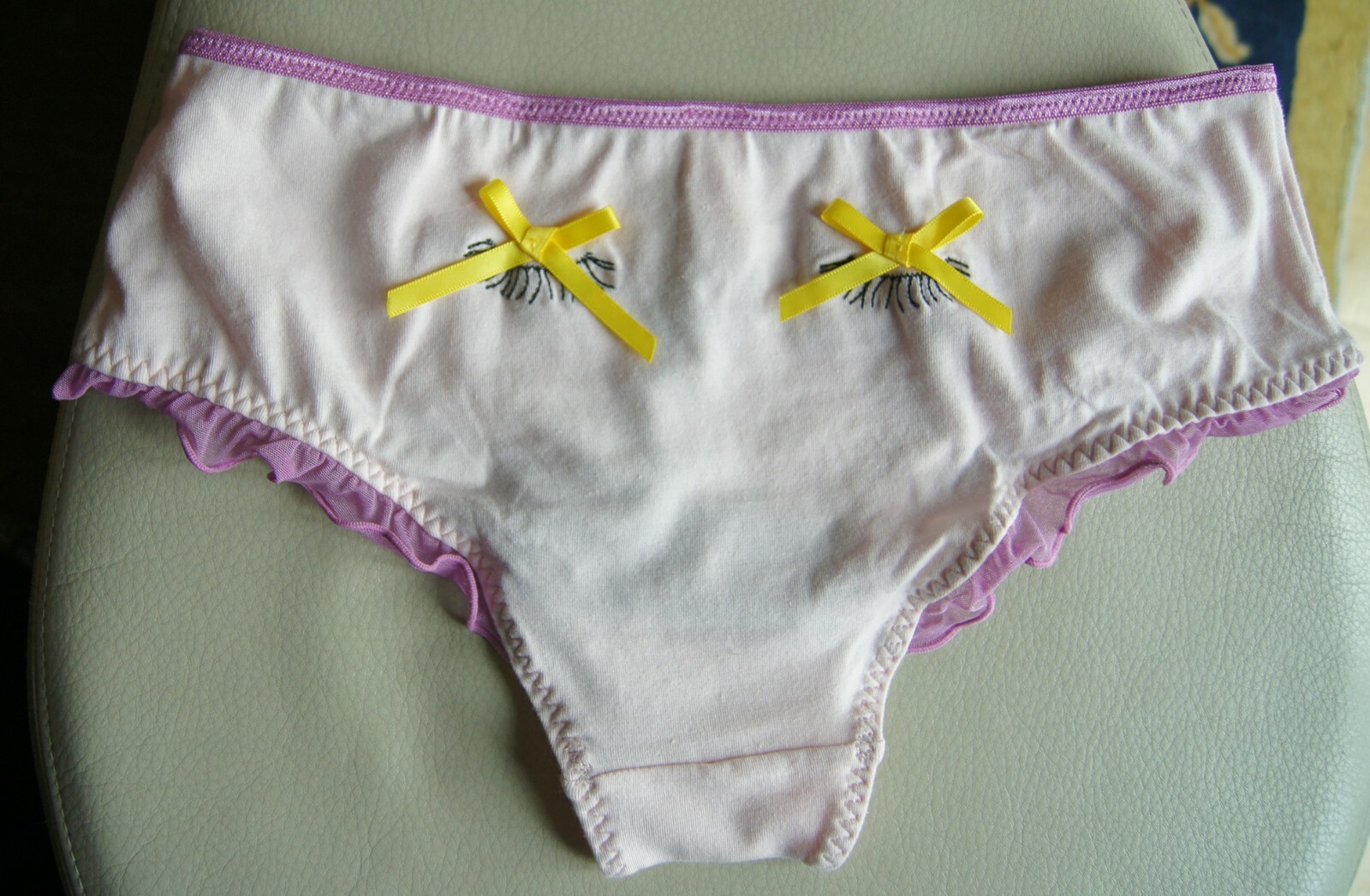 Verdissima Pink Cotton Thong Lilac Ruffle Plus Culotte With Eyelashes