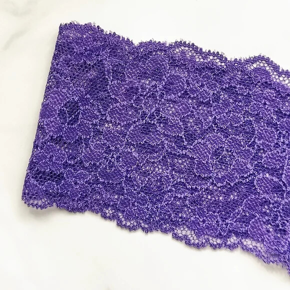 Victoria’s Secret The Lacie Posey Lace Lace-Up Thong Panty Purple Shock SZ XL