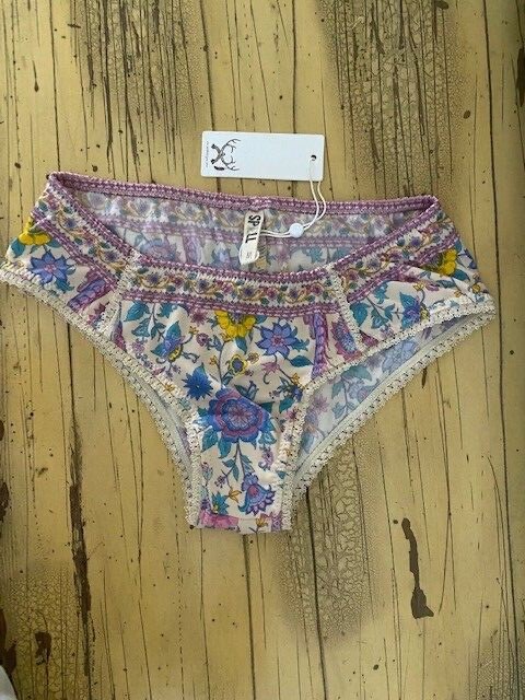 Spell & The Gypsy Collective RARE BRAND NEW Lovebird Bloomers Pantie Chamomile M