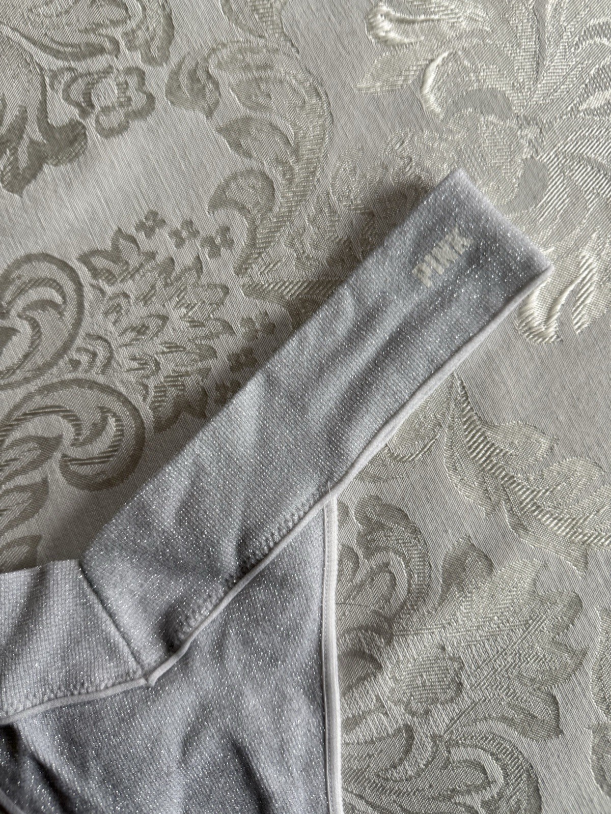 Victoria’s Secret PINK White Silver Glitter Seamless Thong Panties Medium