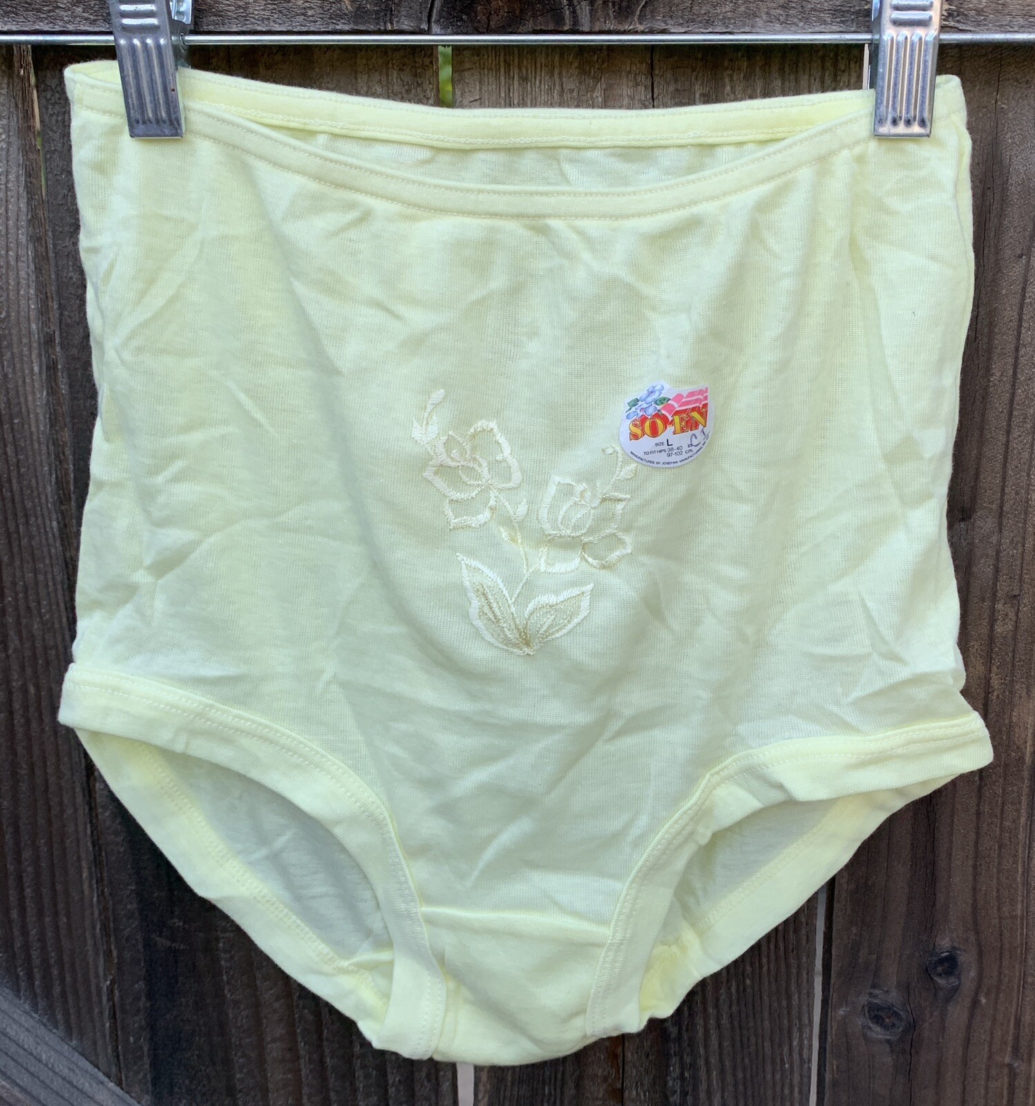 Floral Embroidered Panties Briefs pastel pale yellow So-en Size L