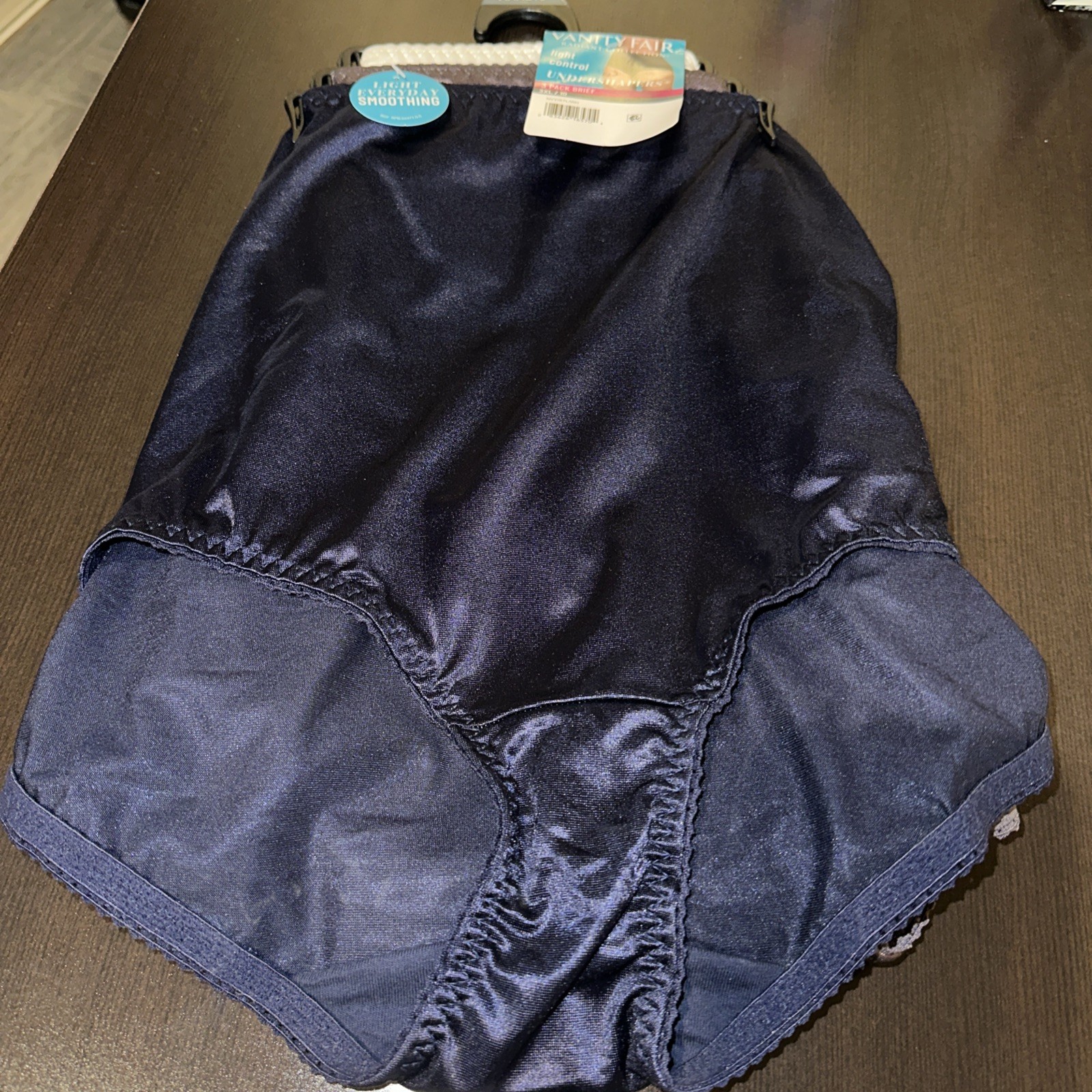 Vanity Fair Radiant Undershapers Brief Underwear 3 Pair Nylon Women 3XL/10