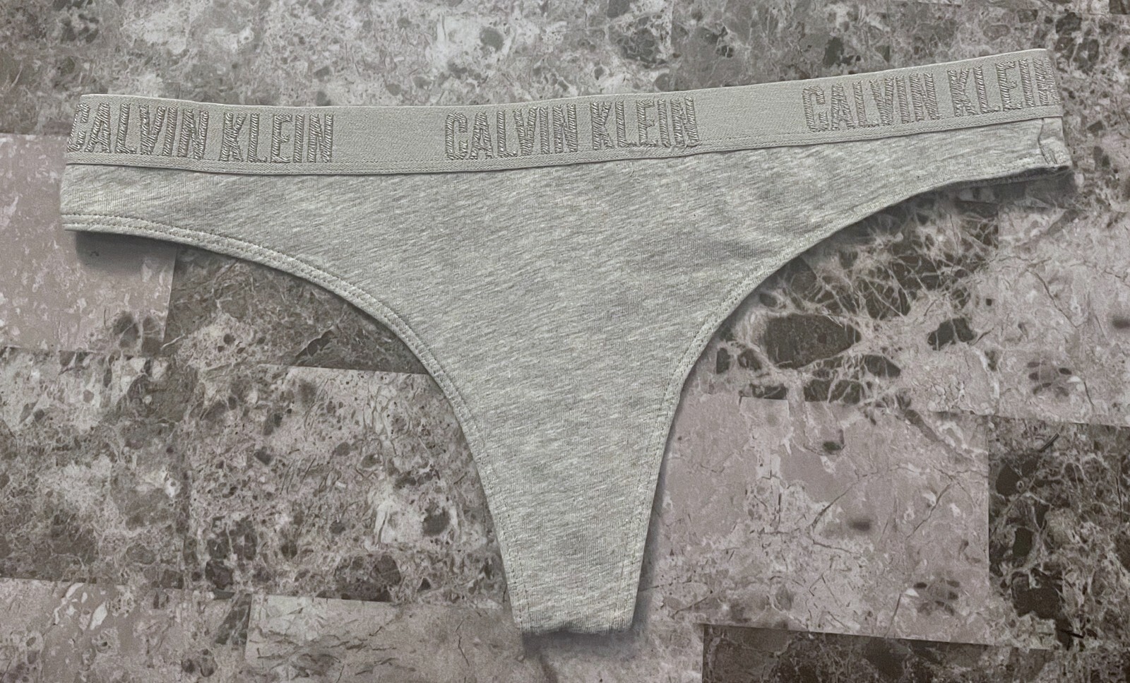 NWOT CALVIN KLEIN HEATHER GRAY EMBROIDERED THICK LOGO WAISTBAND THONG PANTIES