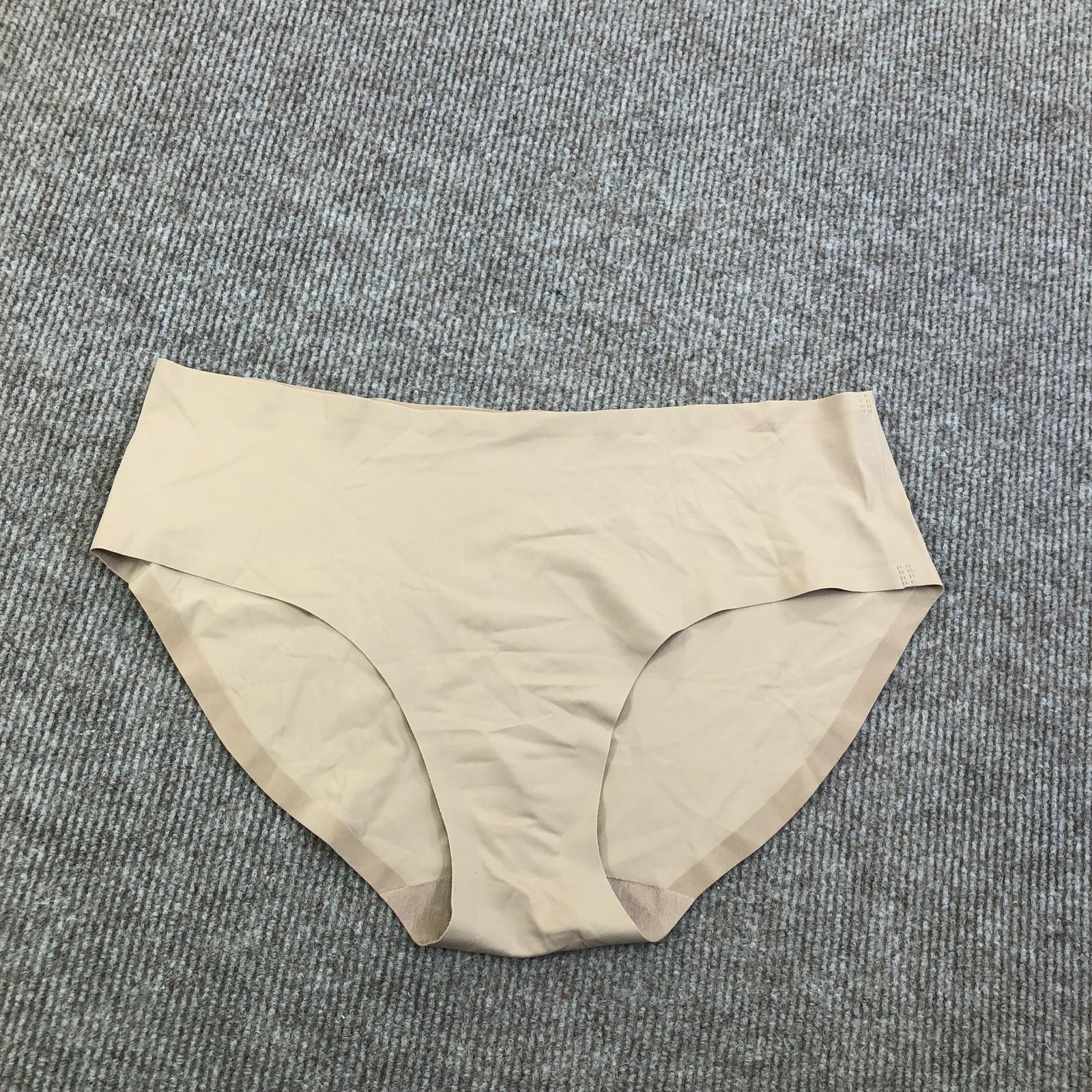 EBY Underwear Womens L Beige Seamless Brief Panties Microfiber Tagless Stretch