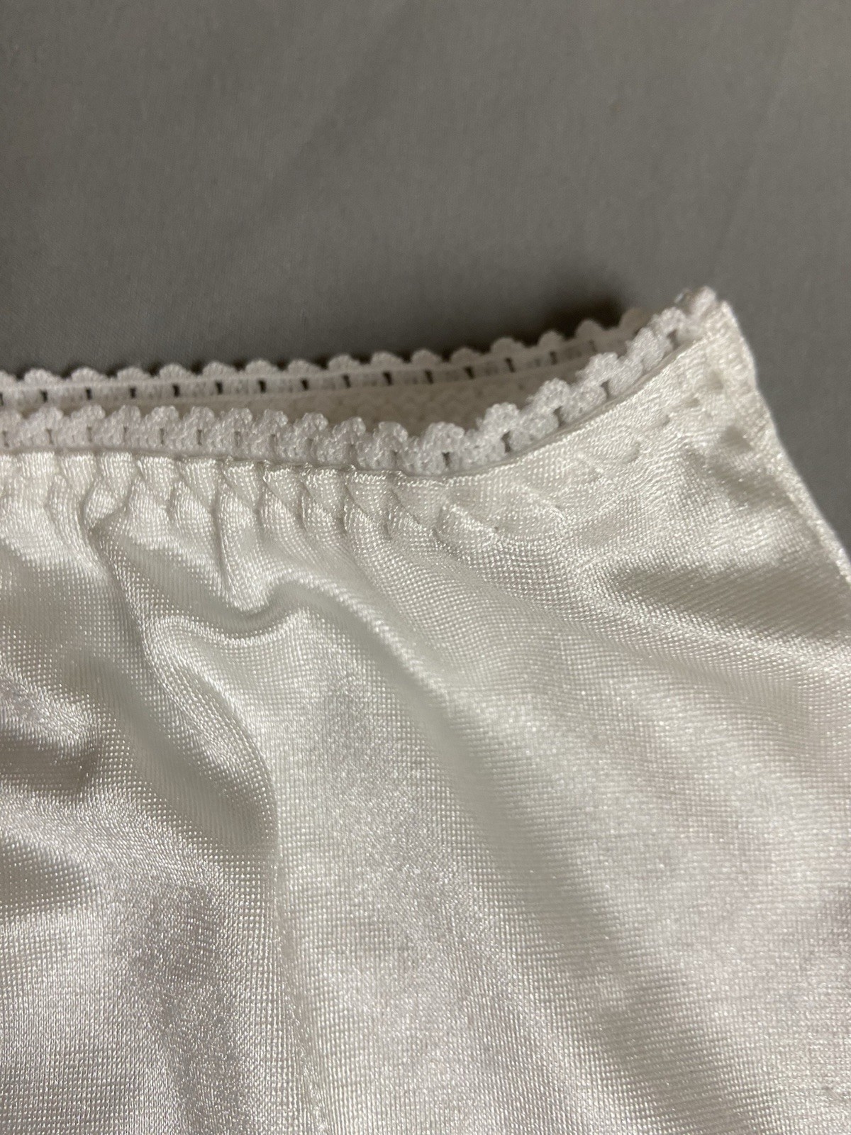 Vanity Fair Undershapers Light Control Satin Nylon Brief Panties Size L White