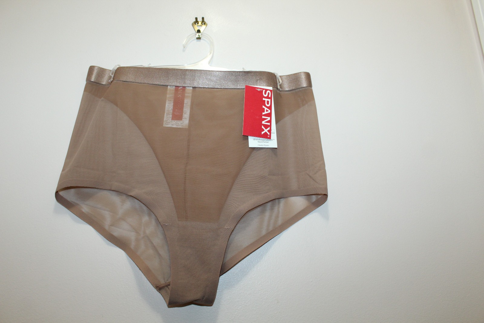 Spanx Cafe Au Lait Cheeky Hipster Panties Supersmooth SheerSense Sz M