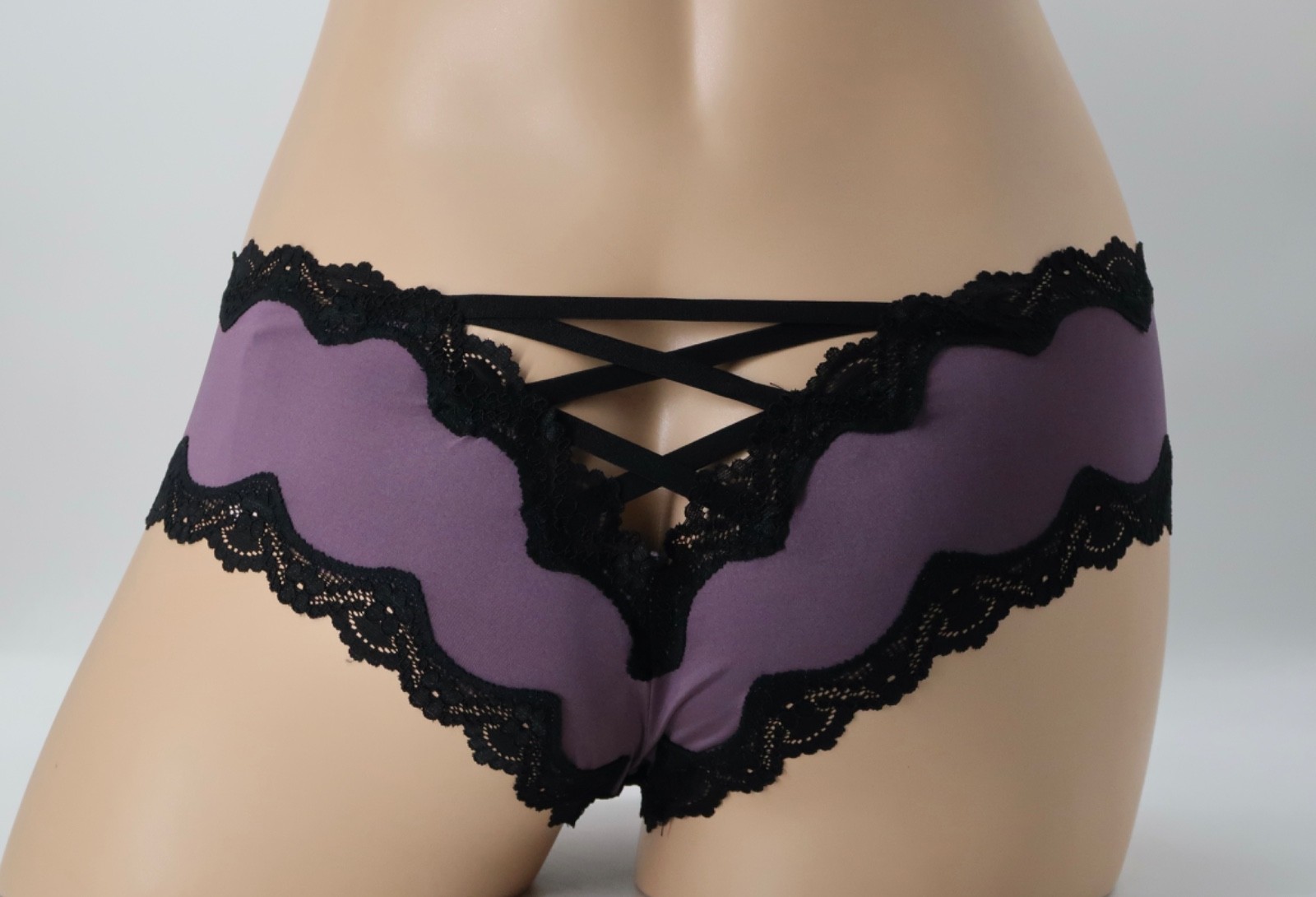 Victoria’s Secret Silky Smooth Lace Strappy Back Purple Mauve Cheeky Panty New