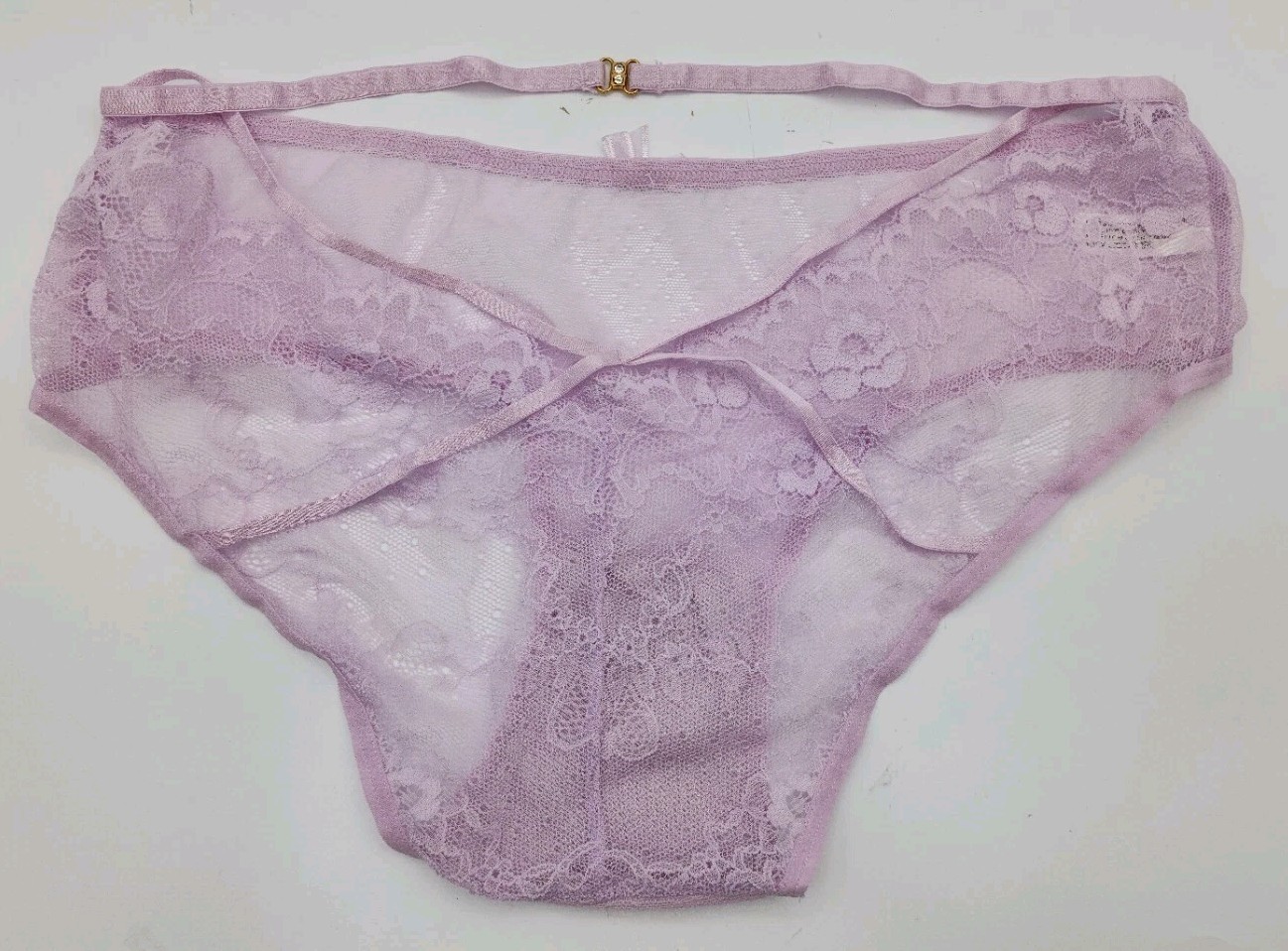 Set Of 2 BEAU Womens Medium Navy And Light Purple Sheer Lace Low Cut Underwear