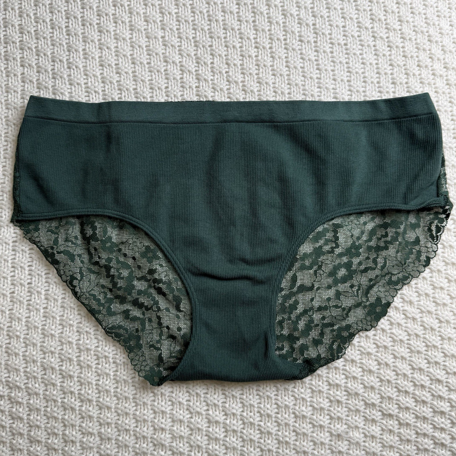 Victoria’s Secret Lace Hiphugger / Hipster Panty Size L Deep Green