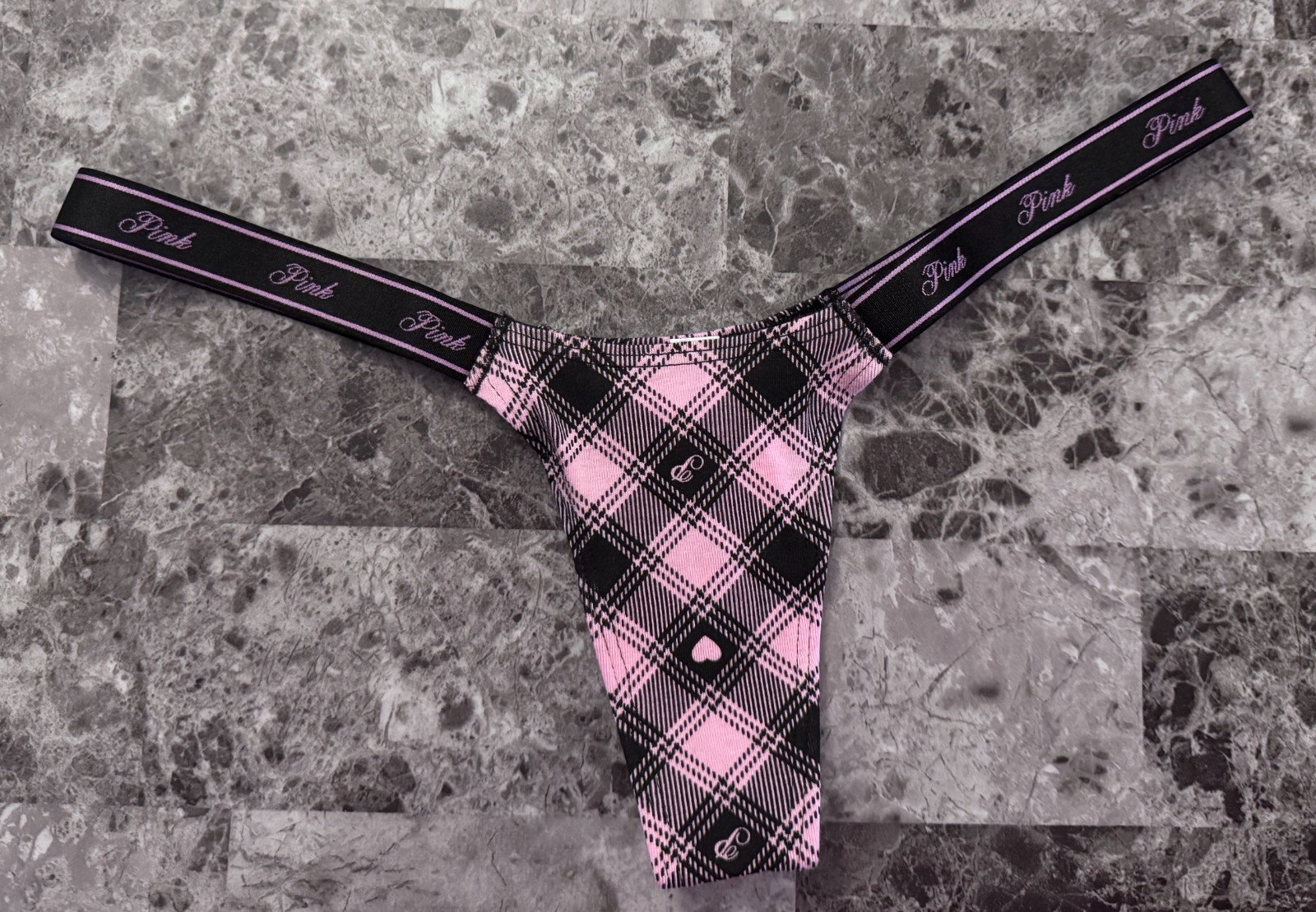 NWT VICTORIA’S SECRET PINK PLAID HEART MICRO TINY LOGO SIDE STRAPS THONG PANTIES