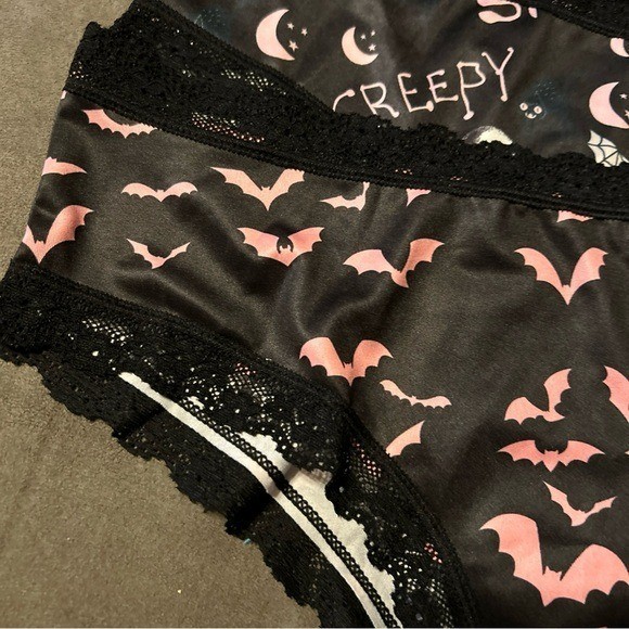 Morvia 3pk lace trim goth Emo Punk panties L skull Moon, Cats, Bats Lingerie 2X