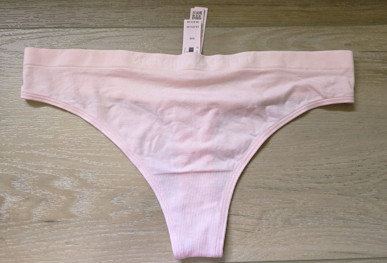 NWT Victoria’s Secret Pink Logo Waistband Smooth Seamless Thong String Panties M