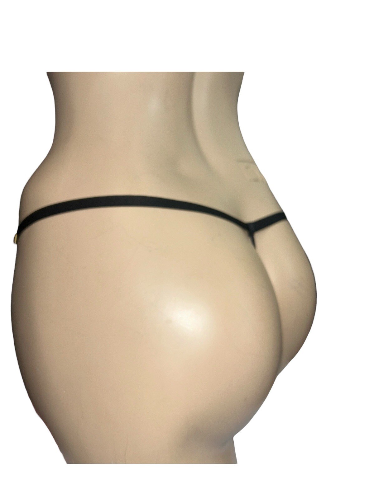 Victoria’s Secret Thong Panty Mesh Fish Net Size Medium Black Nwt