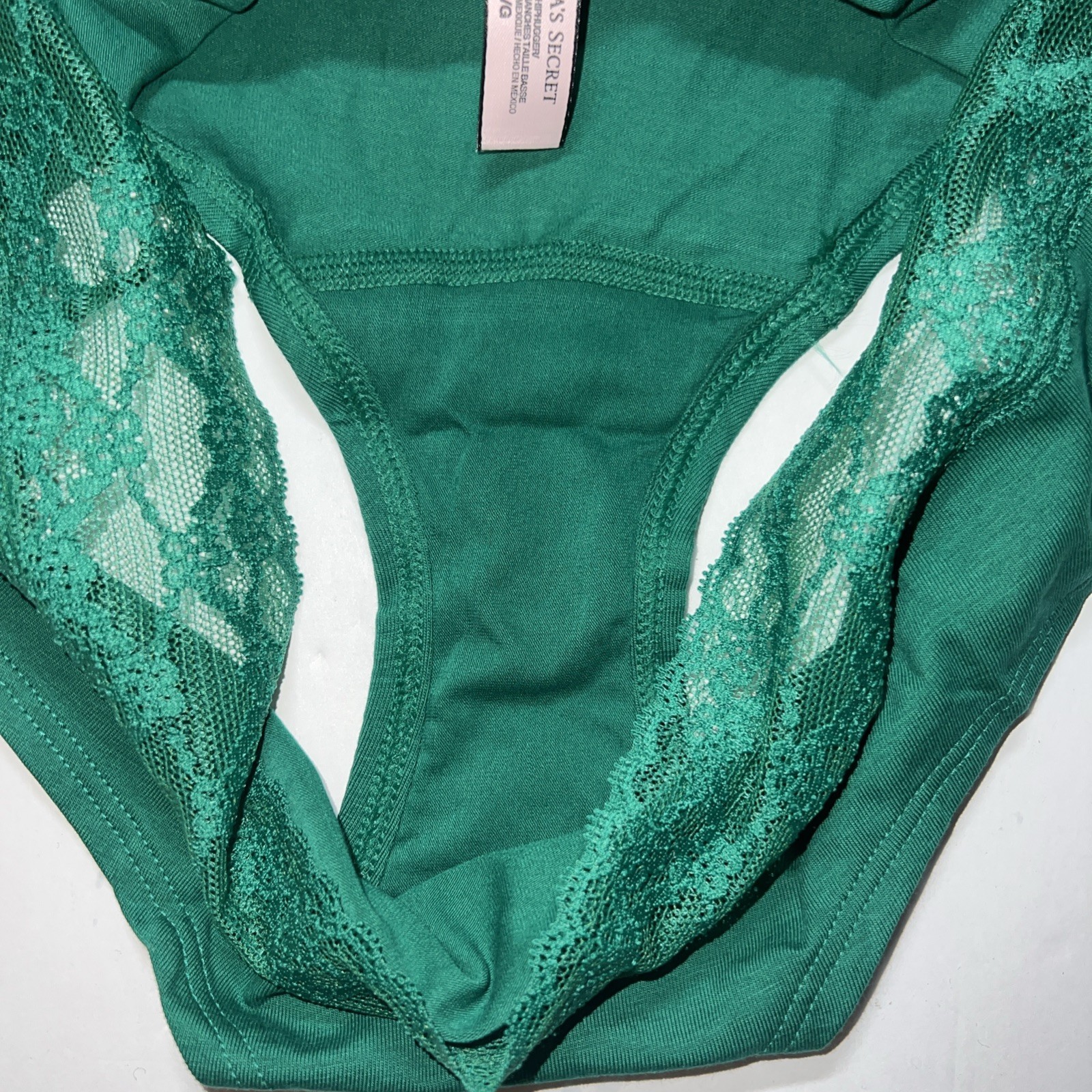 VICTORIA’S SECRET LARGE GREEN CHECK IT TWICE LACE RARE HIPHUGGER PANTIES