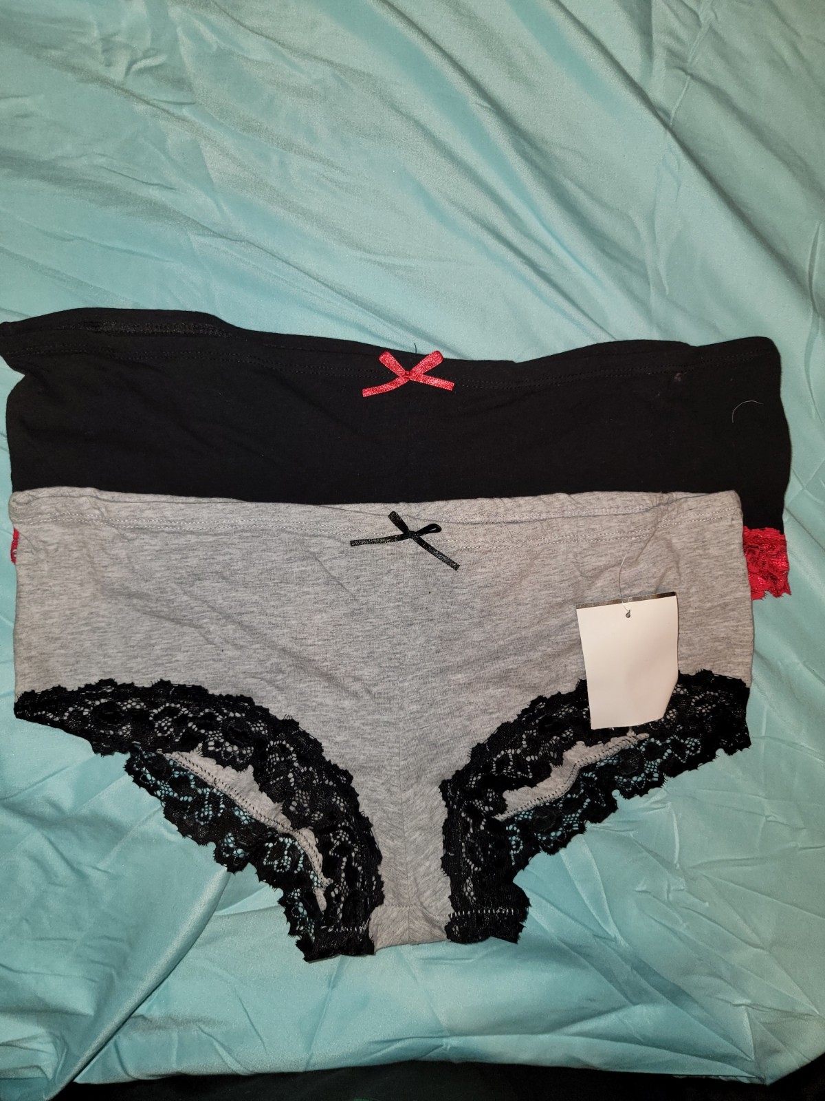 Plus Size 1X Lace Boyshort Panties 2 Pairs NWT Red Black Gray Bow