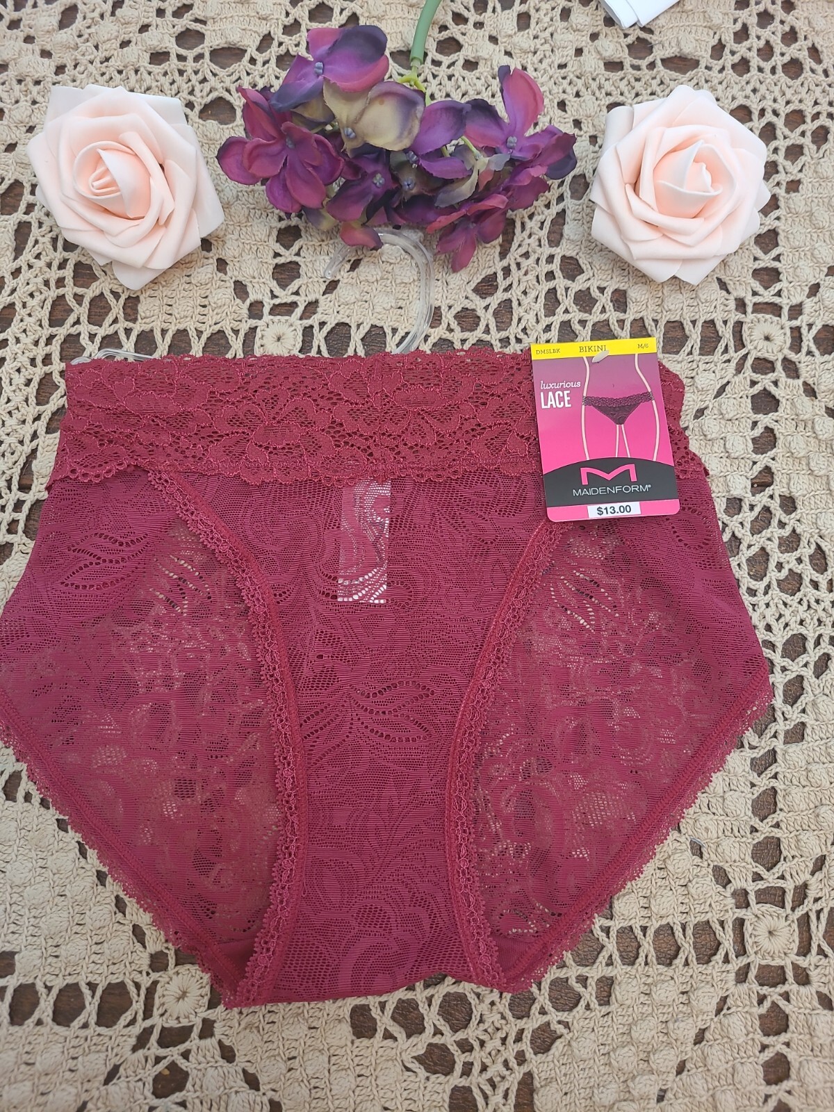 MAIDENFORM Luxurious SeXy Slinky Stretch Lace Red V Waist Bikini Panty 6/M ~NWT