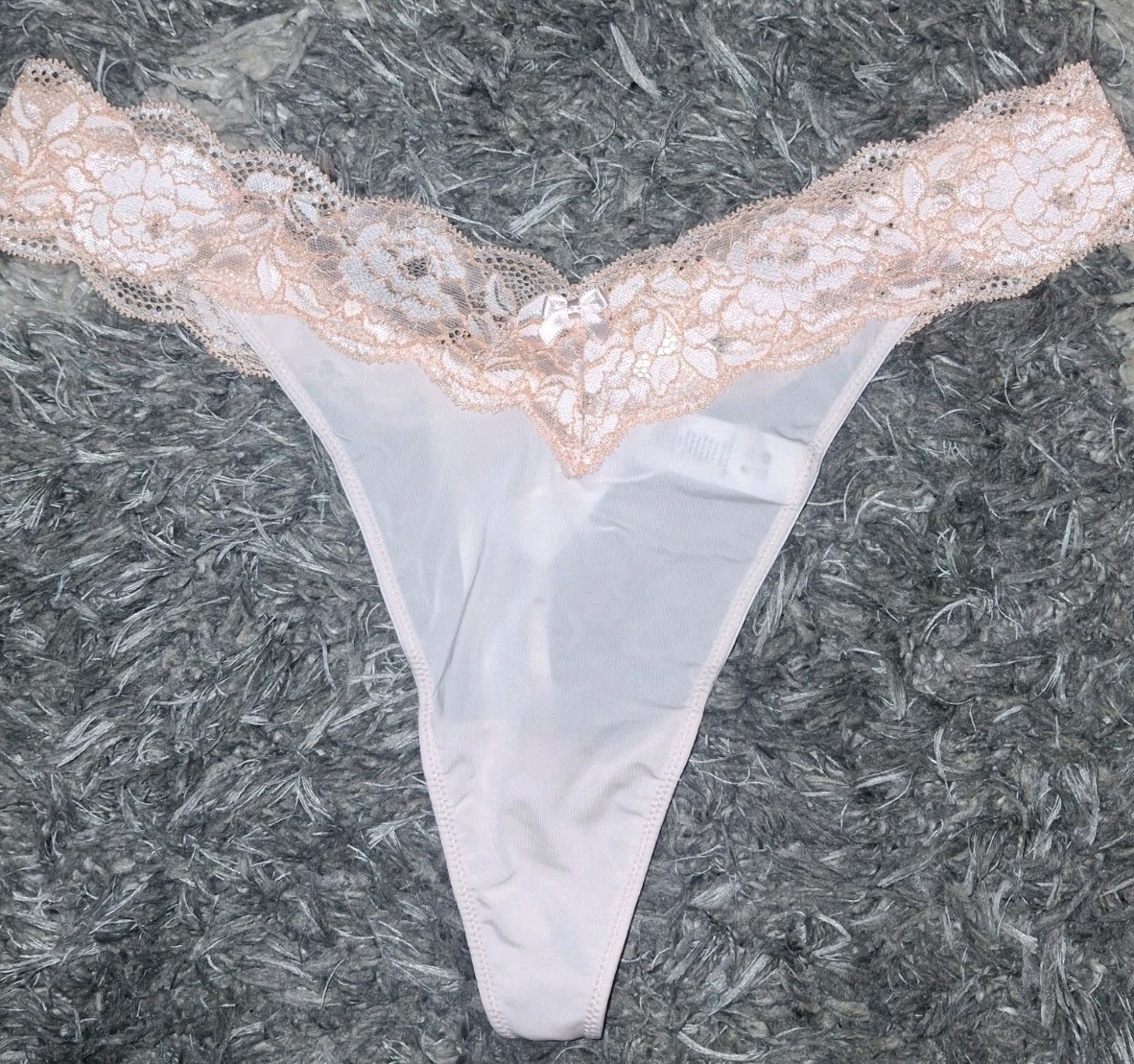Adore Me/VS Floral Lace/mesh Thong Panty NEW Size XL 2tone Peach