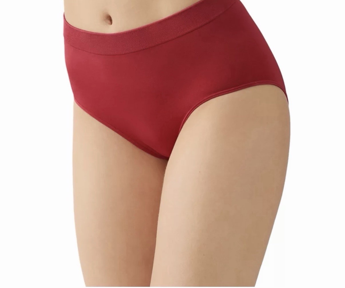 Wacoal Full Brief Panty Size Medium Style 838175 Garnet Rose (942)NEW in package