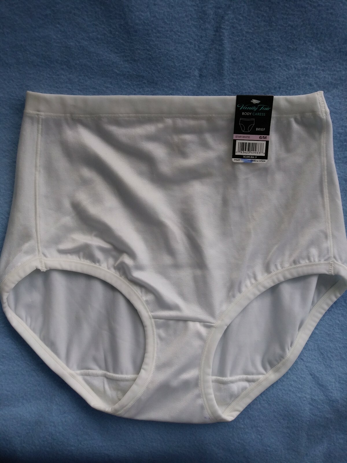 VANITY FAIR BODY CARESS BRIEF STAR WHITE SZ 6/M NWT.