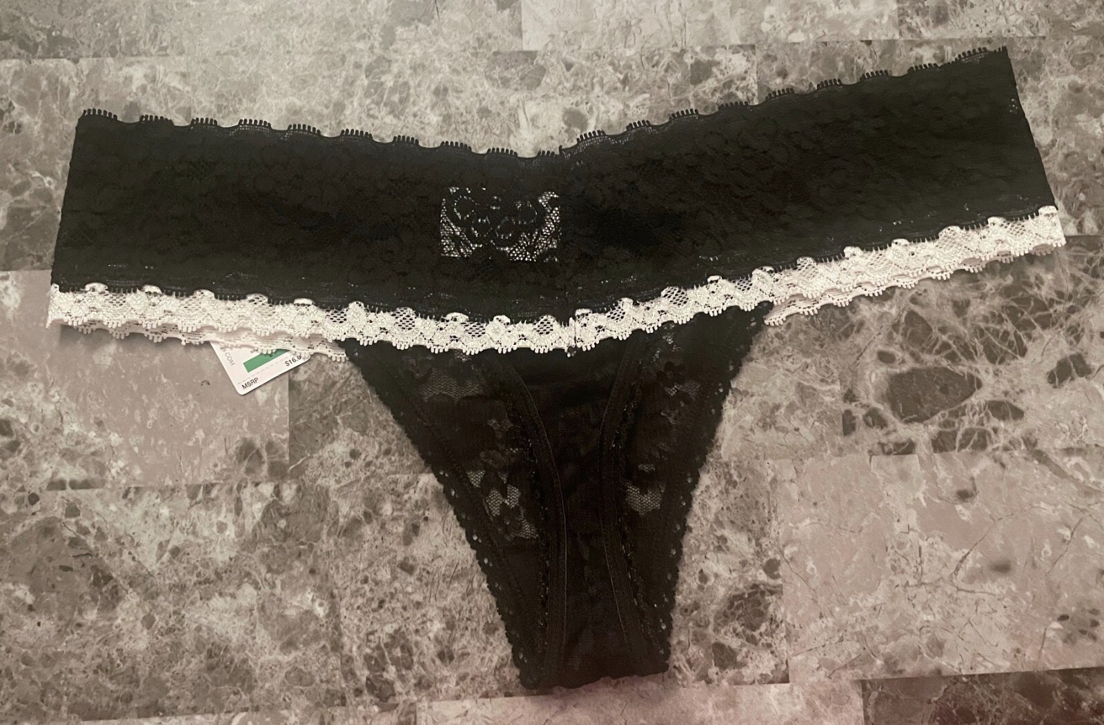 NWT NWD JESSICA SIMPSON LARGE BLACK WHITE FLORAL LACE RED BOW THONG PANTIES